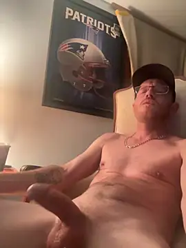 Snapshot of BigDickMike420 chatting on October 2025 05:10:01 AM BigDickMike420 online show from October 2025 05:10:01 AM