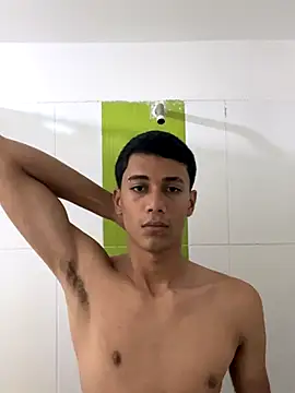 Adrian 0110 online show from October 2025 11:26:02 PM