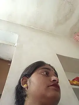 Snapshot of Meena_8 chatting on October 2025 04:40:02 PM Meena 8 online show from October 2025 04:40:02 PM