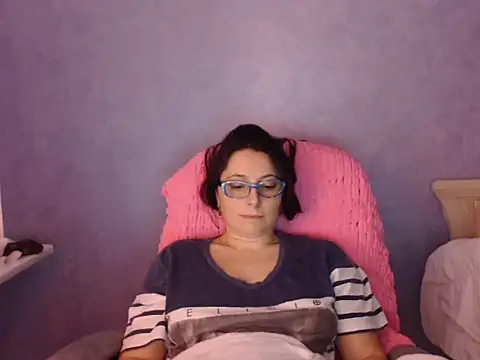 LuckyLisa23 online show from February 2026 11:48:01 PM