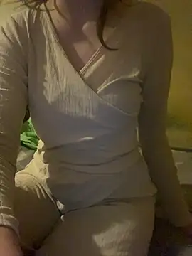 KittieCreme online show from February 2026 05:49:02 PM