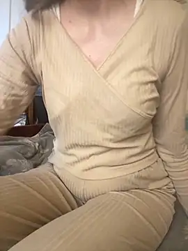 KittieCreme online show from February 2026 11:18:01 AM