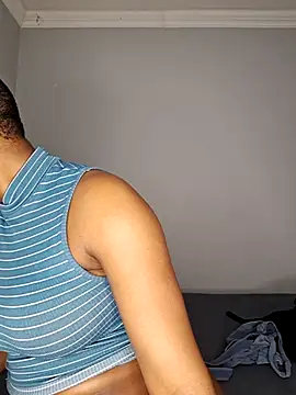 certifiedhottie2025 online show from July 2026 07:32:02 AM