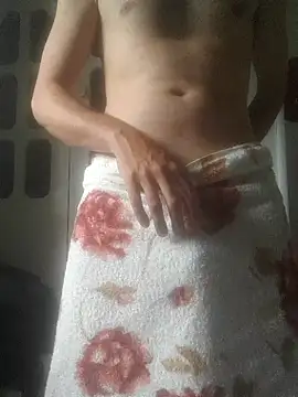 Snapshot of DreadedTough chatting on November 2025 03:19:02 PM DreadedTough online show from November 2025 03:19:02 PM