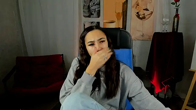 RebeckaThornton online show from November 2025 03:33:01 PM