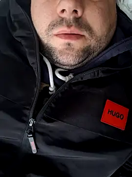 Stefan1803 online show from November 2025 12:16:01 PM