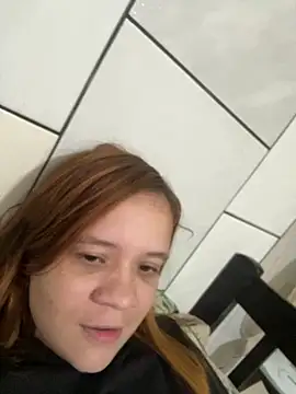 ruivinhadancer online show from October 2025 12:24:02 AM