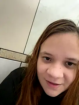 ruivinhadancer online show from December 2025 03:13:02 AM