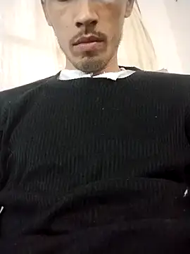 Snapshot of lucho228 chatting on January 2026 09:02:02 AM lucho228 online show from January 2026 09:02:02 AM