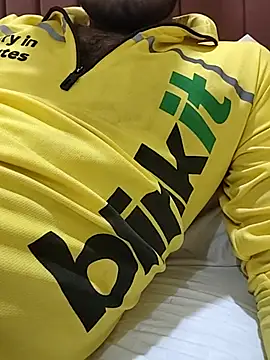 Money girl  online show from November 2025 04:07:02 PM