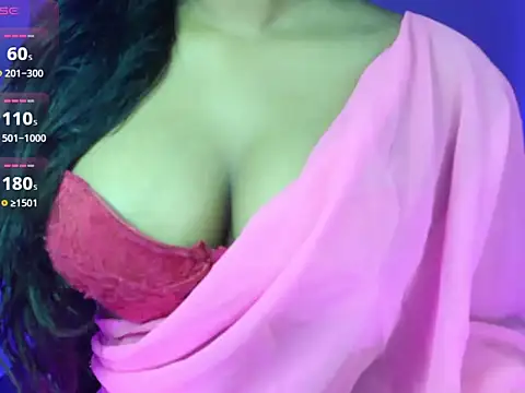 Rashiii  online show from November 2025 12:49:01 PM