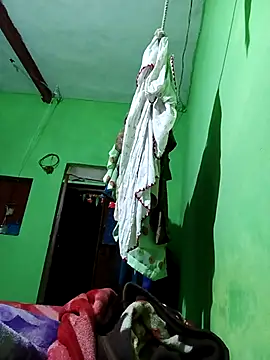 Karishma cute online show from November 2025 12:27:01 AM