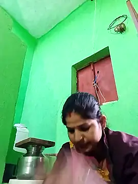 Karishma cute online show from December 2025 11:52:02 AM