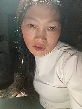 siusiu-00 online show from October 2025 10:00:02 PM