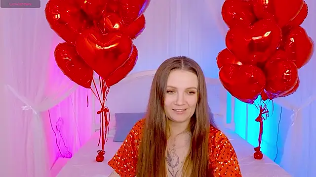 Amy  Leee  online show from February 2026 01:19:01 PM