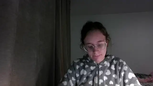 LuckySLove online show from January 2026 09:19:01 PM