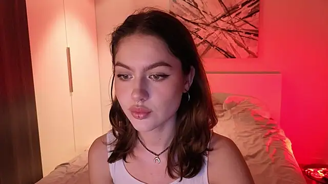 Snapshot of Miraa_Belle chatting on October 2025 05:23:02 PM Miraa Belle online show from October 2025 05:23:02 PM