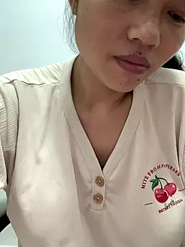 Snapshot of Nini-cn chatting on October 2025 02:08:01 PM Nini-cn online show from October 2025 02:08:01 PM