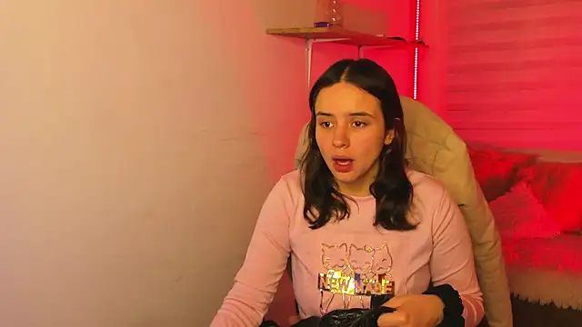 Emily Lindey online show from November 2025 03:16:01 AM