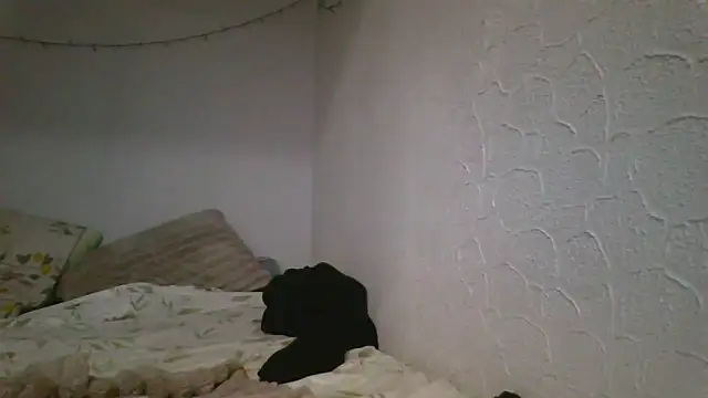 luna tt online show from December 2025 06:48:02 PM