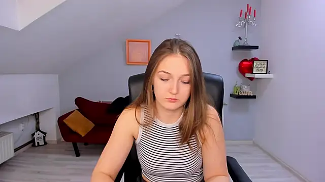 AnneWilsonn online show from March 2026 12:08:01 PM