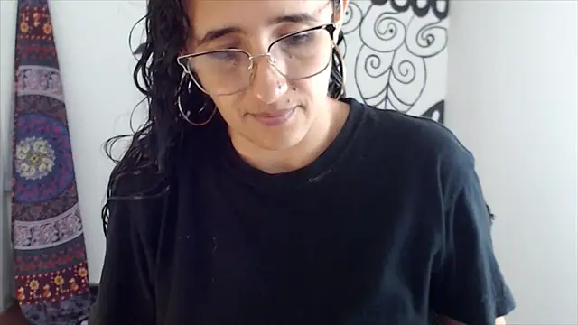 Lucyy Naugthy online show from March 2026 01:57:02 PM