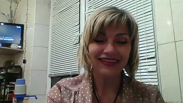 Snapshot of Lia_Ray chatting on October 2025 06:30:02 PM Lia Ray online show from October 2025 06:30:02 PM