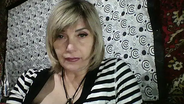 Snapshot of Lia_Ray chatting on October 2025 06:41:02 PM Lia Ray online show from October 2025 06:41:02 PM