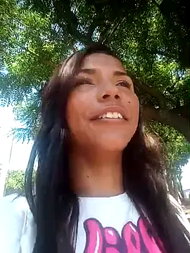 Stephanie-Reyes online show from November 2025 05:03:02 PM