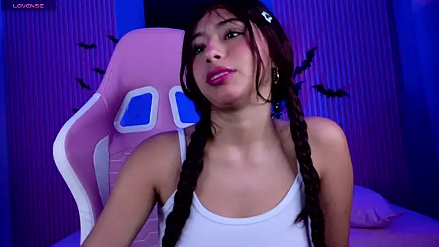 dafne17  online show from October 2025 12:50:02 PM