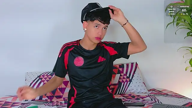 Snapshot of Axel_Cody_ chatting on June 2026 01:39:02 PM Axel Cody online show from June 2026 01:39:02 PM