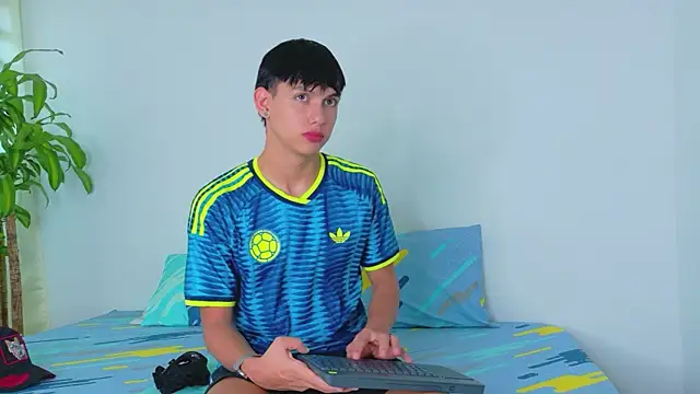 Axel Cody  online show from July 2026 08:16:02 PM