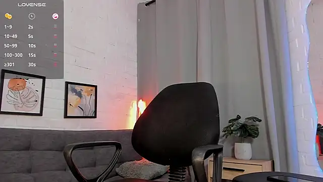 MATEO HUNTER online show from November 2025 04:22:02 AM