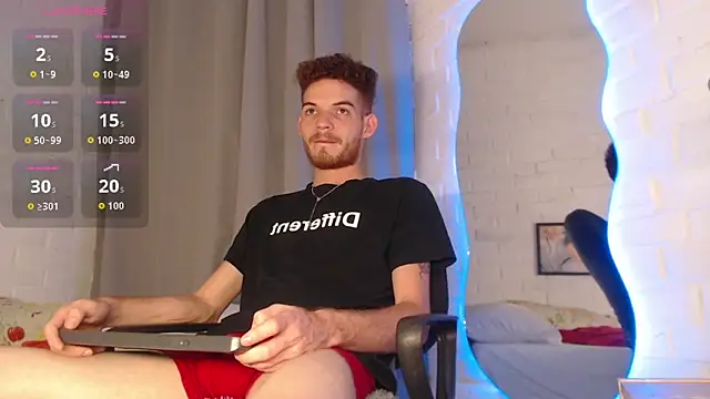 MATEO HUNTER online show from April 2026 11:51:02 PM