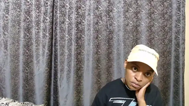 fifiqueen25 online show from January 2026 04:31:02 PM