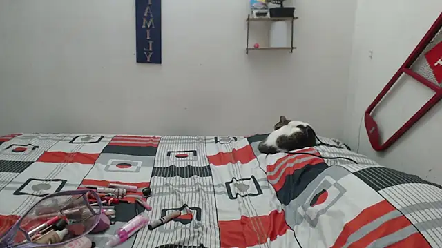 Snapshot of Lya_Hall_ chatting on February 2026 08:27:01 PM Lya Hall online show from February 2026 08:27:01 PM