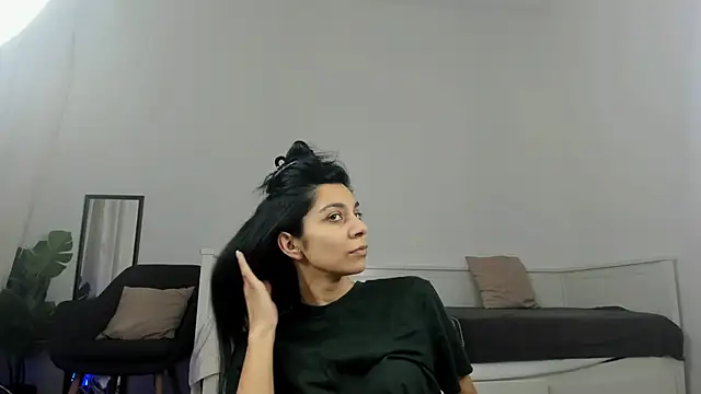 ReneeVoss online show from March 2026 03:45:02 AM