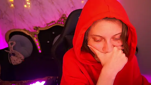 CuteeFoxy online show from January 2026 02:33:02 PM