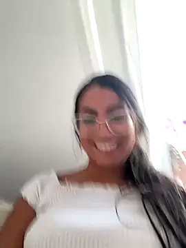 Snapshot of ImDanna chatting on October 2025 02:40:02 PM ImDanna online show from October 2025 02:40:02 PM