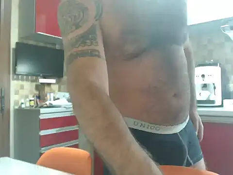 Snapshot of COBRAboySEX@xh chatting on October 2025 05:47:01 PM COBRAboySEXxh online show from October 2025 05:47:01 PM