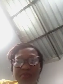 Snapshot of Blackntoxicbabe6999 chatting on October 2025 11:13:02 AM Blackntoxicbabe6999 online show from October 2025 11:13:02 AM