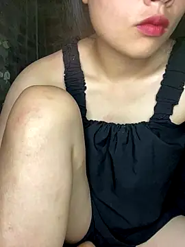 Snapshot of -HaLinh chatting on October 2025 05:44:02 AM -HaLinh online show from October 2025 05:44:02 AM