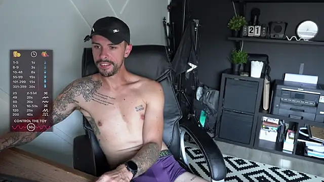 monsieurguitsxxx online show from July 2026 12:45:02 PM