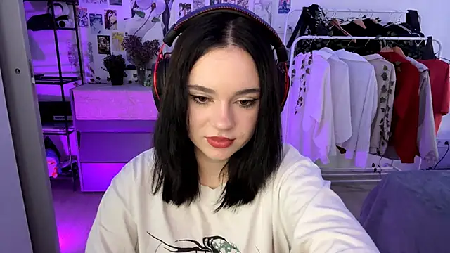 Snapshot of StarIightPrincess chatting on October 2025 07:11:01 AM StarIightPrincess online show from October 2025 07:11:01 AM