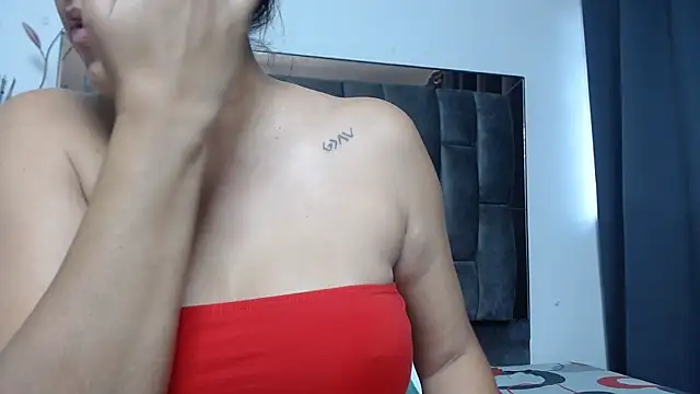 Salmma Milf online show from December 2025 11:37:02 AM