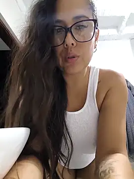 Salmma Milf online show from February 2026 12:06:01 AM