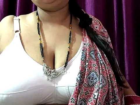 Snapshot of D_Gulabo chatting on October 2025 02:33:01 AM D Gulabo online show from October 2025 02:33:01 AM