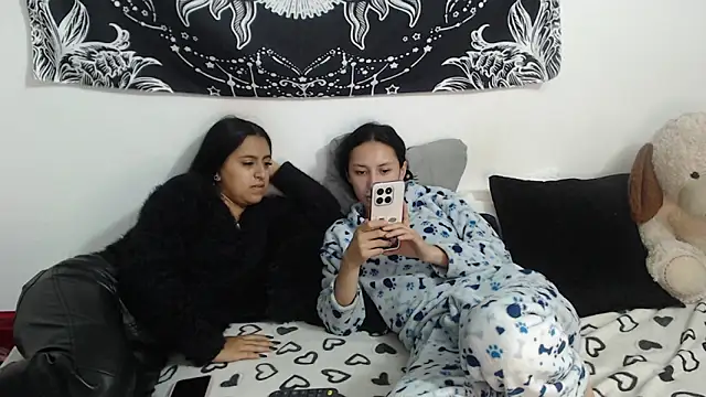 abby n emily online show from May 2026 01:28:01 PM