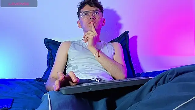 dani angel dark online show from April 2026 07:05:01 PM