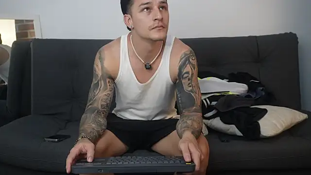 Dominick walker online show from January 2026 10:36:02 PM